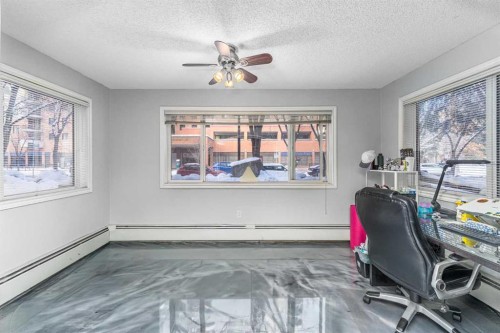 109-777 3 Avenue Sw, Calgary, AB - Indoor Photo Showing Office