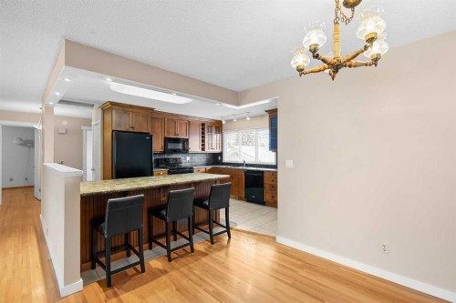 10727 Mapleglen Crescent Se, Calgary, AB - Indoor