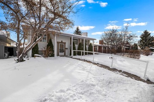 10727 Mapleglen Crescent Se, Calgary, AB - Outdoor