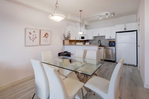 402-120 Country Village Circle Ne, Calgary, AB - Indoor Photo Showing Dining Room