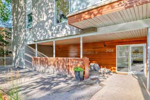 201-2124 17 Street, Calgary, AB - Outdoor With Exterior