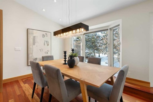 211 Coach Side Road Sw, Calgary, AB - Indoor Photo Showing Dining Room