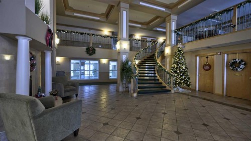 211-728 Country Hills Road Nw, Calgary, AB - Indoor Photo Showing Other Room