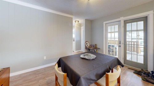 5313 50 Street, Stavely, AB - Indoor Photo Showing Dining Room
