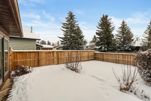 716 Coach Bluff Crescent Sw, Calgary, AB - Outdoor