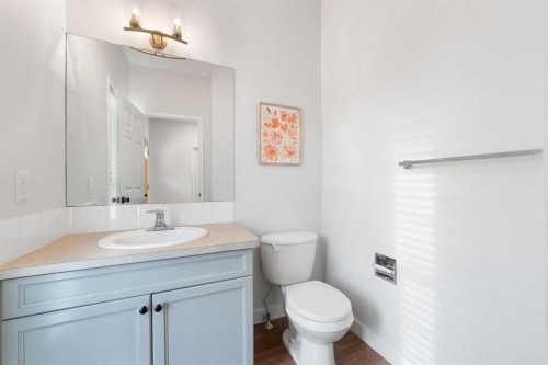 283 Prestwick Landing Se, Calgary, AB - Indoor Photo Showing Bathroom