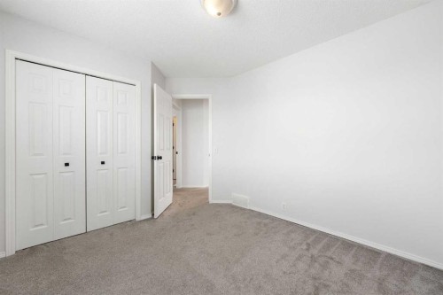 283 Prestwick Landing Se, Calgary, AB - Indoor Photo Showing Other Room