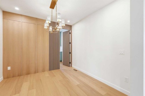 343 Waterford Grove, Chestermere, AB - Indoor Photo Showing Other Room