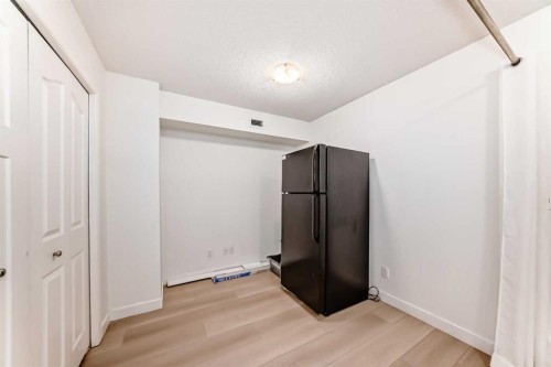 211-355 Taralake Way Ne, Calgary, AB - Indoor Photo Showing Other Room