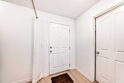 211-355 Taralake Way Ne, Calgary, AB - Indoor Photo Showing Other Room