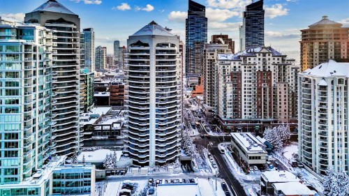 705-1088 6 Avenue Sw, Calgary, AB - Outdoor With Facade