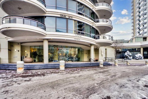 705-1088 6 Avenue Sw, Calgary, AB - Outdoor With Balcony
