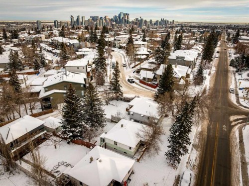 2208 26 Avenue Sw, Calgary, AB - Outdoor With View