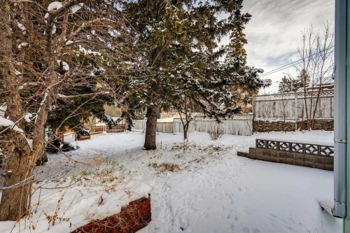 2208 26 Avenue Sw, Calgary, AB - Outdoor
