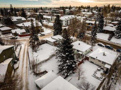 2208 26 Avenue Sw, Calgary, AB - Outdoor With View