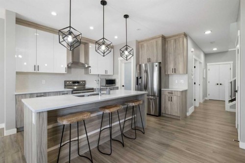 628 Edgefield Street, Strathmore, AB - Indoor Photo Showing Kitchen With Stainless Steel Kitchen With Upgraded Kitchen