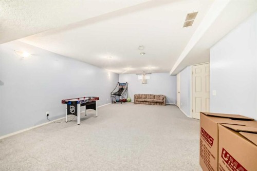 270 Covewood Circle Ne, Calgary, AB - Indoor Photo Showing Other Room