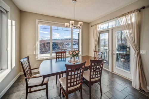 74 Sherwood Point Nw, Calgary, AB - Indoor Photo Showing Dining Room
