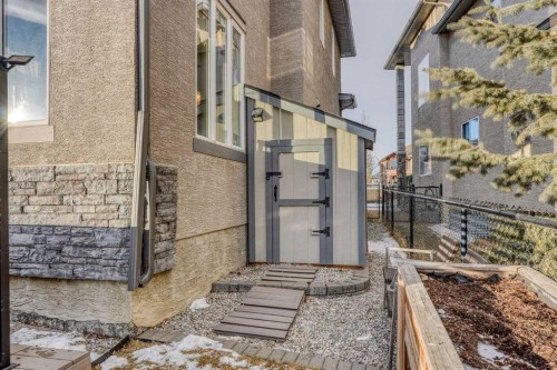74 Sherwood Point Nw, Calgary, AB - Outdoor