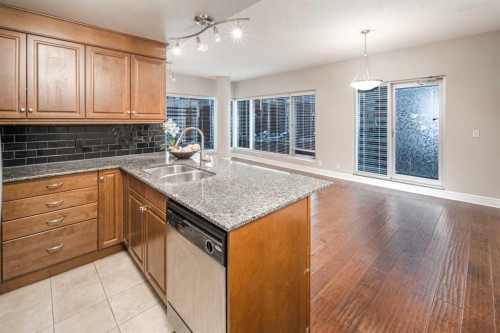 1907-920 5 Avenue Sw, Calgary, AB - Indoor Photo Showing Kitchen With Double Sink