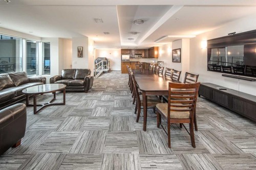 1907-920 5 Avenue Sw, Calgary, AB - Indoor Photo Showing Other Room