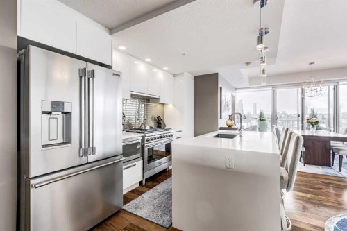 1604-1234 5 Avenue Nw, Calgary, AB - Indoor Photo Showing Kitchen With Stainless Steel Kitchen With Upgraded Kitchen