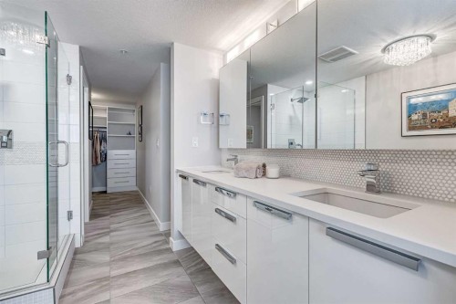 1604-1234 5 Avenue Nw, Calgary, AB - Indoor Photo Showing Bathroom