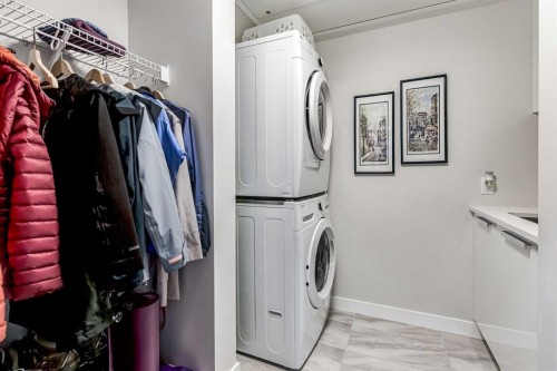 1604-1234 5 Avenue Nw, Calgary, AB - Indoor Photo Showing Laundry Room