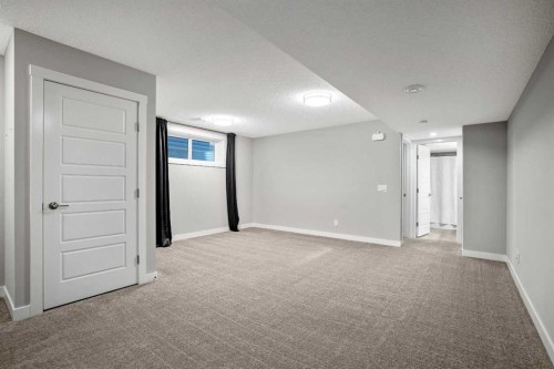 131 Seton Heath Se, Calgary, AB - Indoor