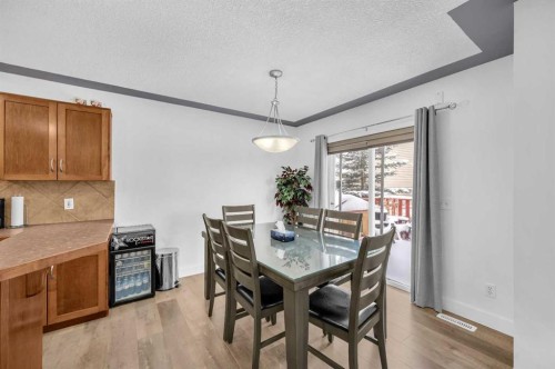 105 Covemeadow Bay Ne, Calgary, AB - Indoor Photo Showing Dining Room