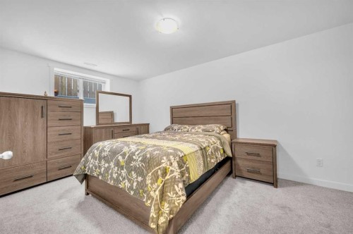 105 Covemeadow Bay Ne, Calgary, AB - Indoor Photo Showing Bedroom