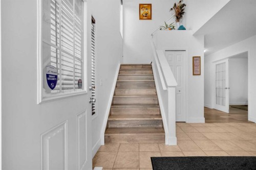 105 Covemeadow Bay Ne, Calgary, AB - Indoor Photo Showing Other Room