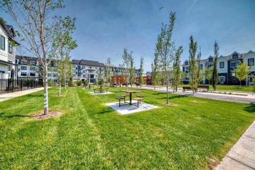 69 Les Jardins Park Se, Calgary, AB - Outdoor