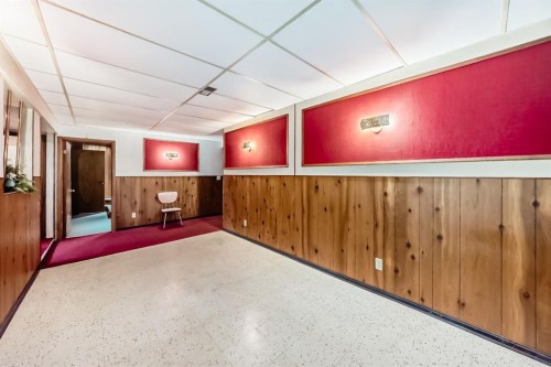 5632 21 Street Sw, Calgary, AB - Indoor Photo Showing Other Room