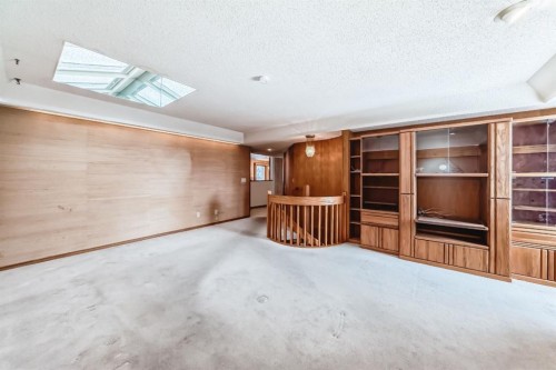 5632 21 Street Sw, Calgary, AB - Indoor Photo Showing Other Room