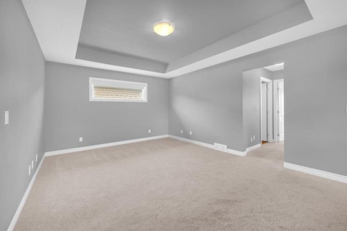 402 Hillcrest Circle Sw, Airdrie, AB - Indoor Photo Showing Other Room