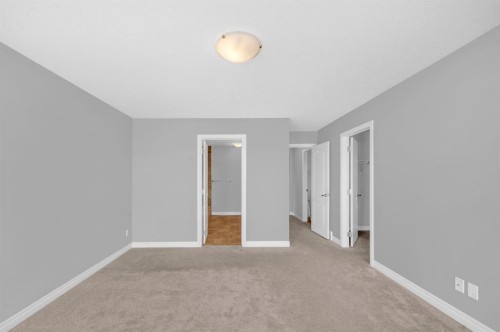 402 Hillcrest Circle Sw, Airdrie, AB - Indoor Photo Showing Other Room