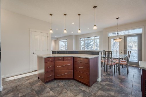 14 Discovery Woods Villas Sw, Calgary, AB - Indoor