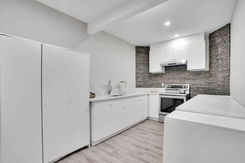 119 Panton Landing Nw, Calgary, AB - Indoor Photo Showing Kitchen