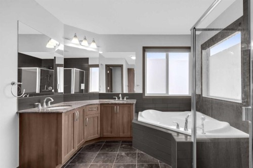 1121 Kingston Crescent Se, Airdrie, AB - Indoor Photo Showing Bathroom