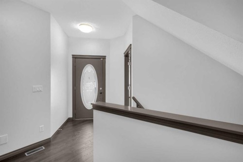1121 Kingston Crescent Se, Airdrie, AB - Indoor Photo Showing Other Room