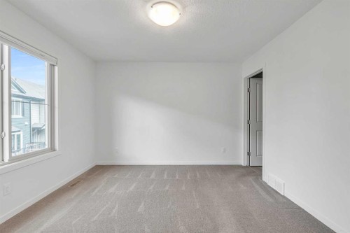 131 Legacy Point Se, Calgary, AB - Indoor Photo Showing Other Room