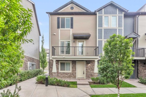 131 Legacy Point Se, Calgary, AB - Outdoor With Facade