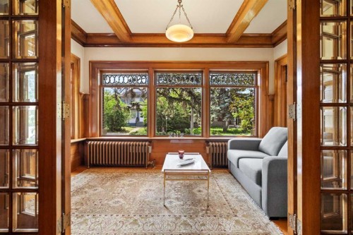 1933 5 Street Sw, Calgary, AB - Indoor Photo Showing Other Room