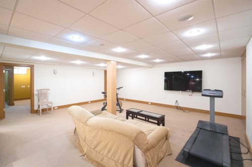 1933 5 Street Sw, Calgary, AB - Indoor