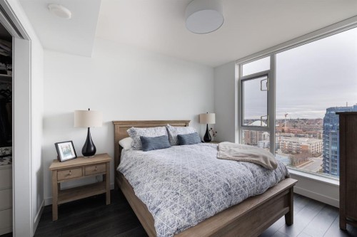 1608-310 12 Avenue Sw, Calgary, AB - Indoor Photo Showing Bedroom