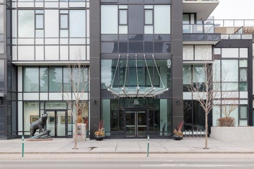 1608-310 12 Avenue Sw, Calgary, AB - Outdoor With Balcony