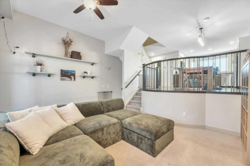 124 Strathcona Circle, Strathmore, AB - Indoor Photo Showing Living Room