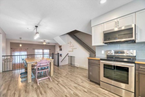 124 Strathcona Circle, Strathmore, AB - Indoor Photo Showing Kitchen