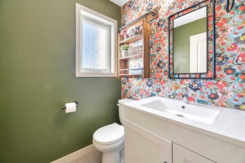 124 Strathcona Circle, Strathmore, AB - Indoor Photo Showing Bathroom